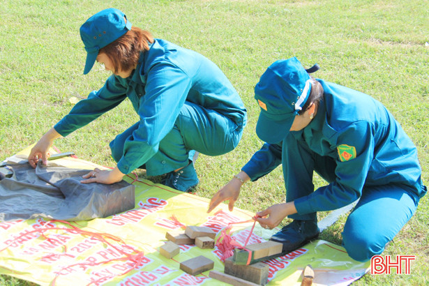 Xem chiến sỹ “sao vuông” trình diễn kỹ năng chiến đấu