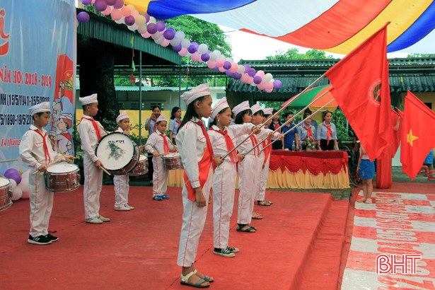 100% đội viên Trường Tiểu học Xuân Giang đạt các tiêu chí rèn luyện đội viên