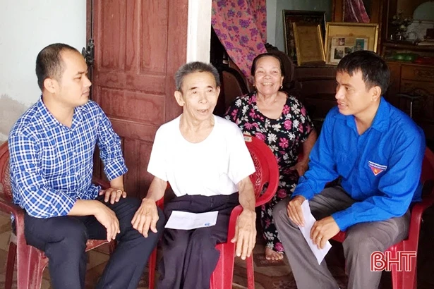 Bác sỹ trẻ hết lòng với bệnh nhân, say mê công việc