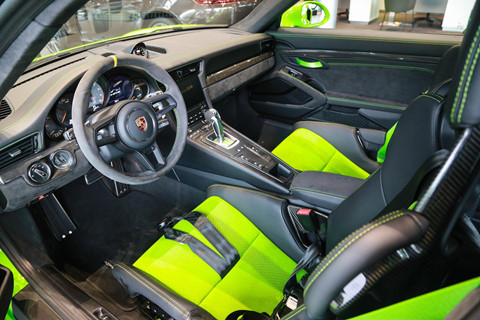 Chi tiết Porsche 911 GT3 RS giá gần 14 tỷ đồng tại VN