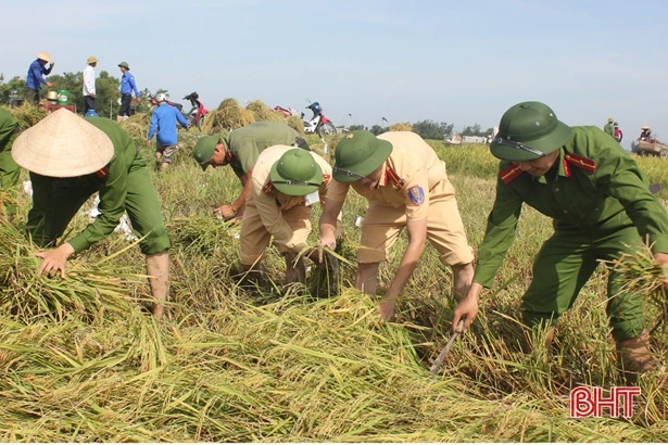 Công an Thạch Hà học Bác tinh thần phụng sự nhân dân