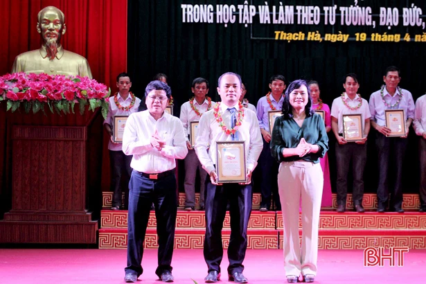 Bác sỹ trẻ hết lòng với bệnh nhân, say mê công việc