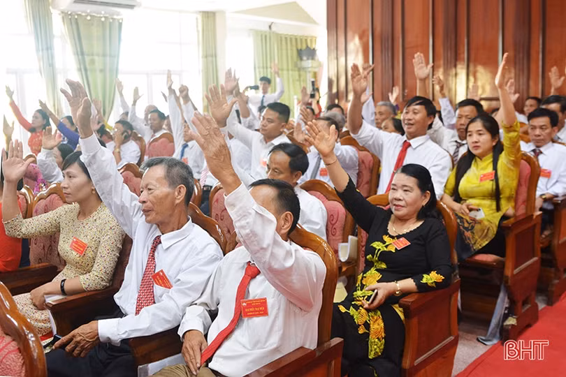 Chủ tịch Ủy ban MTTQ huyện Thạch Hà, Kỳ Anh tái đắc cử nhiệm kỳ mới