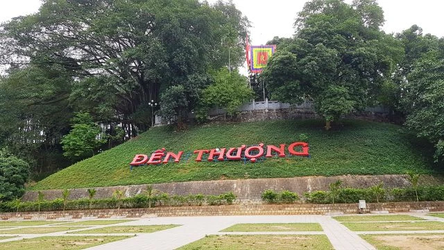 “Cây đa di sản” hơn 300 tuổi có chu vi lớn nhất Việt Nam