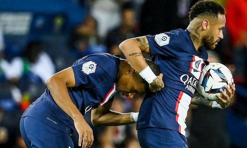 Tiểu sử cầu thủ Neymar - Hành trình từ một cậu bé đến ngôi sao bóng đá thế giới