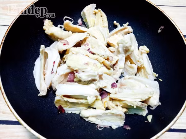 “Chảy nước miếng” với sụn gà rim nước mắm cay cay tuyệt ngon