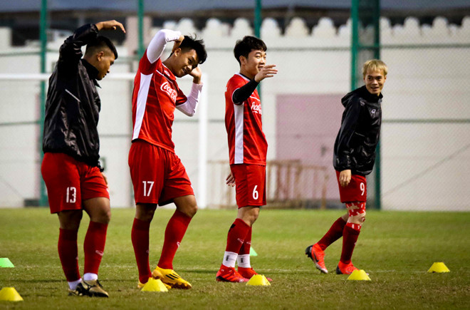 Tuyển Việt Nam củng cố hàng thủ tại Asian Cup 2019