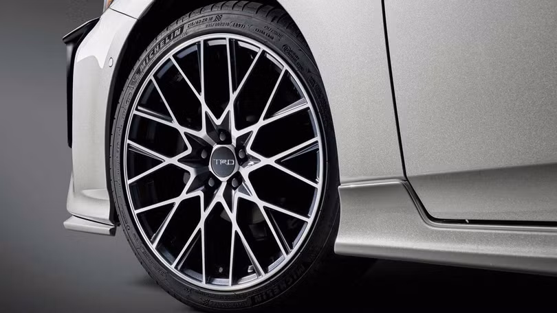 Toyota Prius 2019 thể thao và cá tính hơn với phiên bản TRD