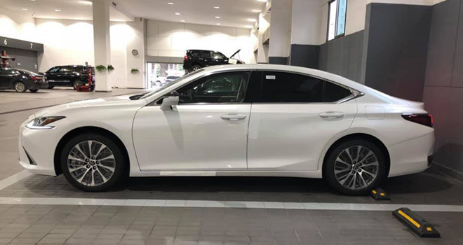 Lexus ES 250 sắp bán tại VN, giá 2,5 tỷ đồng hình ảnh 9  Lexus ES 250 sắp bán tại VN, giá 2,5 tỷ đồng