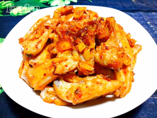 “Chảy nước miếng” với sụn gà rim nước mắm cay cay tuyệt ngon