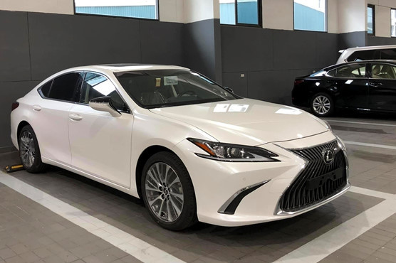 Lexus ES 250 sắp bán tại VN, giá 2,5 tỷ đồng hình ảnh 8  Lexus ES 250 sắp bán tại VN, giá 2,5 tỷ đồng