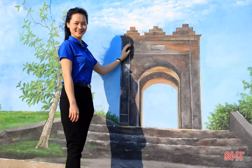 Khánh thành công trình bích họa đầu tiên ở TX Kỳ Anh