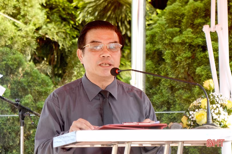 Hà Tĩnh tổ chức trọng thể lễ truy điệu, an táng hài cốt liệt sỹ Việt Nam hy sinh tại Lào