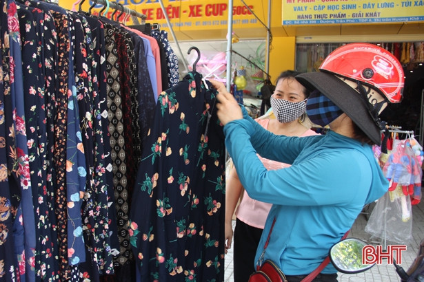 Mới đầu mùa, Hương Khê đã hứng chịu nắng nóng 40 độ C