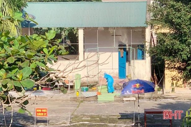 Những người “đi trước, về sau” trong cuộc chiến chống dịch ở Hà Tĩnh