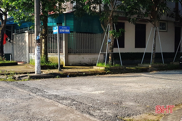 Bi hài, một con đường 2 tên gọi ở TP. Hà Tĩnh!