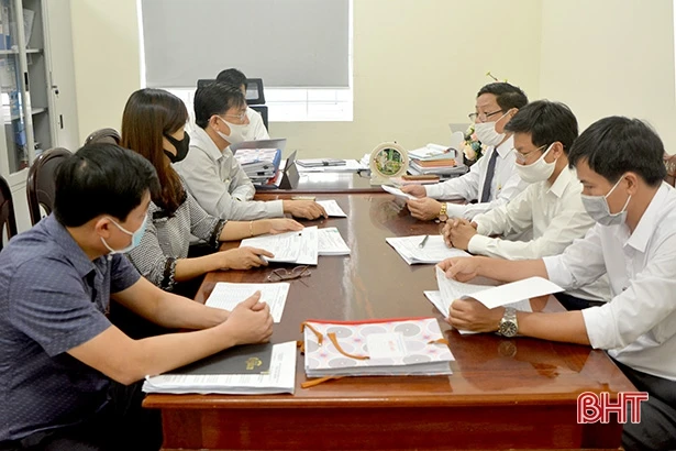 Hà Tĩnh ứng dụng phần mềm chi trả tiền hỗ trợ đối tượng bị ảnh hưởng đại dịch Covid-19