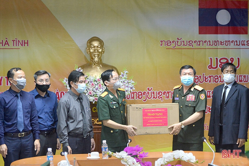 Hà Tĩnh tổ chức đón hài cốt liệt sỹ quân tình nguyện và chuyên gia Việt Nam hy sinh tại Lào về nước