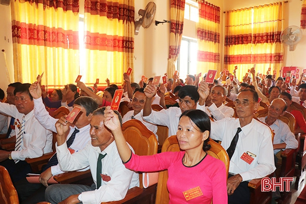 Thạch Đài phát huy lợi thế phát triển công nghiệp xây dựng, thương mại dịch vụ ảnh 3 Thạch Đài phát huy lợi thế phát triển công nghiệp xây dựng, thương mại dịch vụ