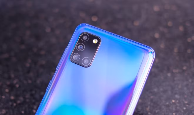 Nhiều smartphone chính hãng giảm giá đầu tháng 5