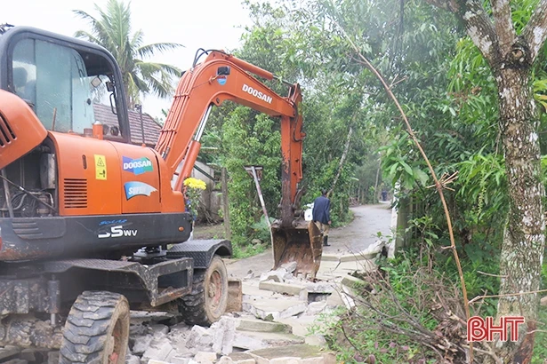 Lộc Hà “nâng chất” hệ thống giao thông, hướng tới mục tiêu huyện nông thôn mới