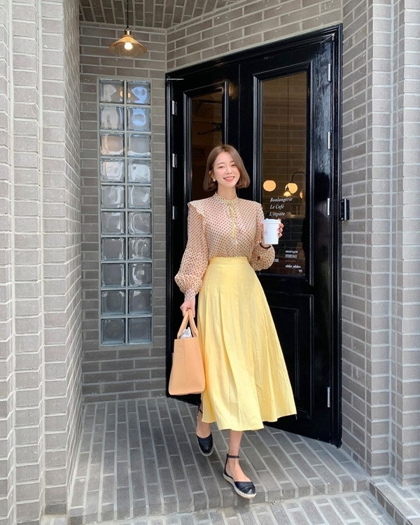 3 mẫu chân váy chị em cứ diện là xinh