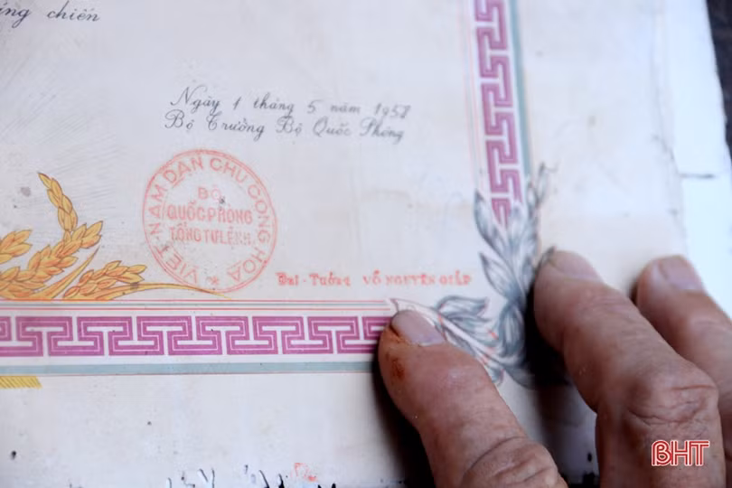 Cựu chiến binh Hà Tĩnh kể chuyện đánh trận Điện Biên