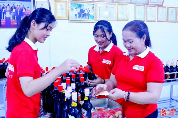 Làng nghề Hà Tĩnh rộn ràng phục vụ thị trường Tết