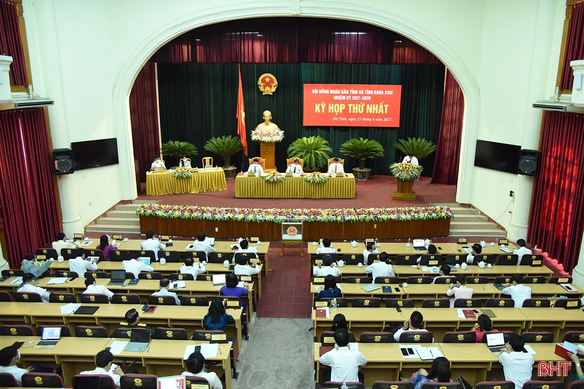 Kỳ họp thứ nhất, HĐND tỉnh Hà Tĩnh khóa XVIII thành công tốt đẹp