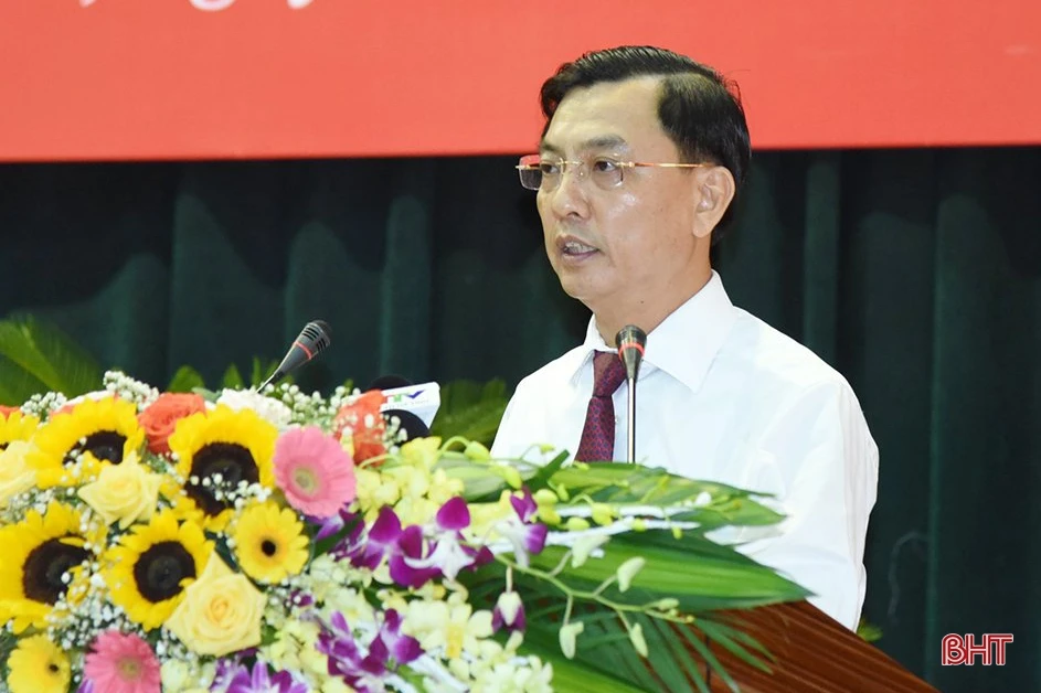 Kỳ họp thứ nhất, HĐND tỉnh Hà Tĩnh khóa XVIII thành công tốt đẹp