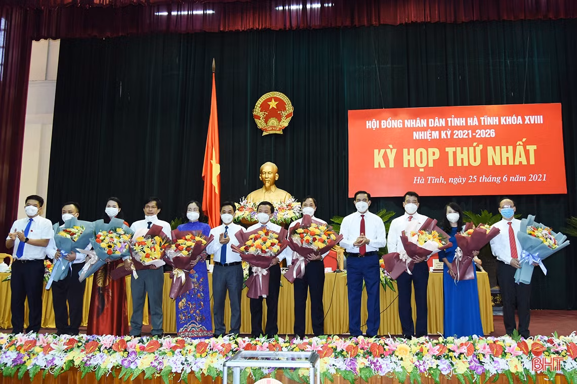 Kiện toàn chức danh lãnh đạo HĐND tỉnh Hà Tĩnh khóa XVIII