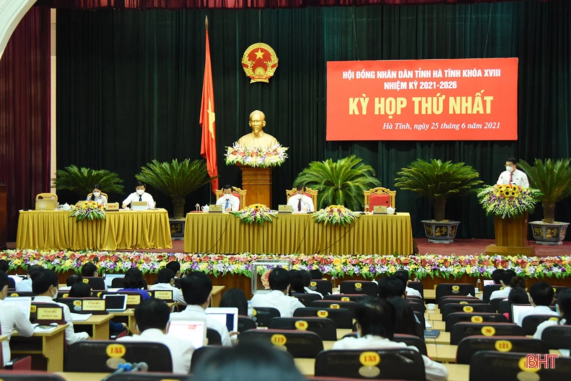 Kỳ họp thứ nhất, HĐND tỉnh Hà Tĩnh khóa XVIII thành công tốt đẹp