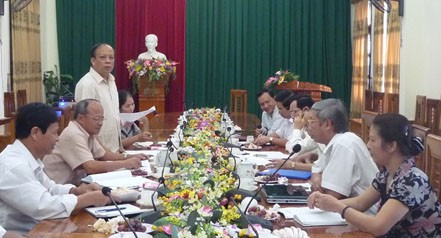 Trưởng Đoàn ĐBQH Hà Tĩnh Nguyễn Thanh Tân kết luận cuộc họp