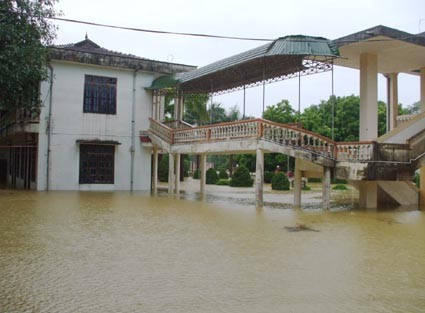 Trụ sở UBND huyện Hương Khê...