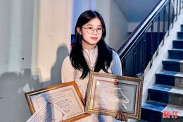 Nữ sinh lớp 11 đạt giải nhì cuộc thi Olympic môn Ngữ văn