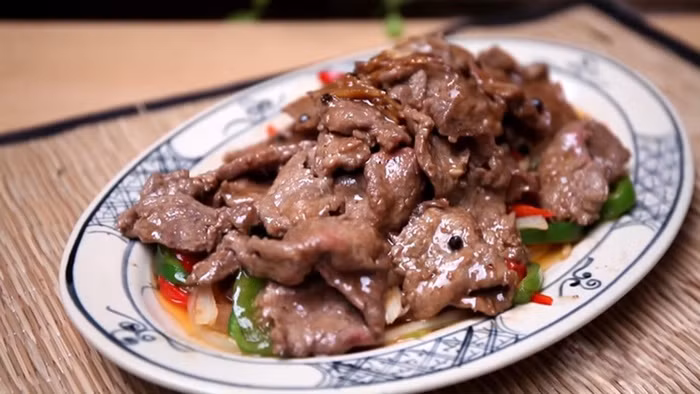 Khơi dậy vị giác với món bò sốt tiêu đen ngon khó cưỡng