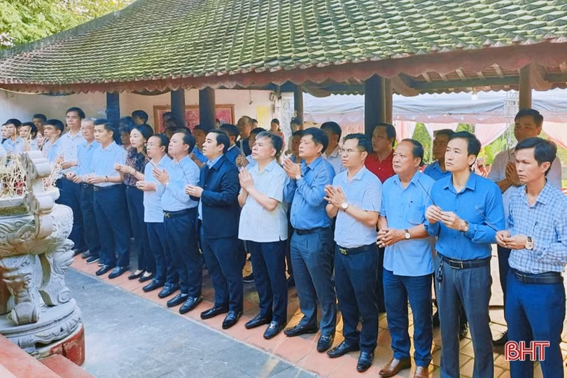Trang trọng Lễ báo ân Đô đài Ngự sử Bùi Cầm Hổ