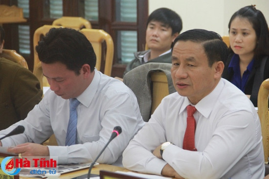 Hà Tĩnh sẵn sàng tiếp nhận thiết bị cải thiện môi trường nước hồ chứa ảnh 1