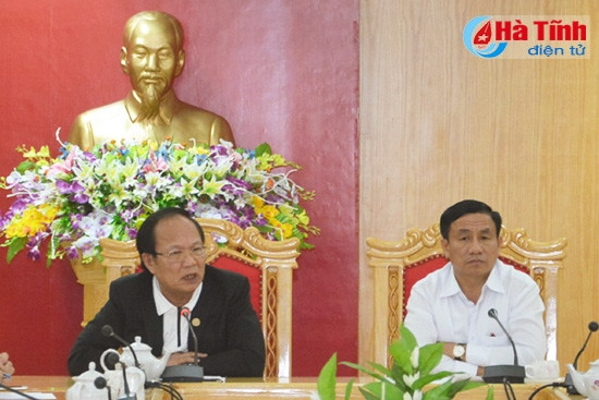 Bộ trưởng Bộ VH-TT&DL Hoàng Tuấn Anh: Chương 1,2,3 của chương trình nghệ thuật, ê kíp thực hiện cần phải điều chỉnh làm sao để thể hiện rõ nét cuộc đời, sự nghiệp, thân thế của cụ Nguyễn Du; làm nổi bật các giá trị của tác phẩm truyện Kiều về cả hình ảnh lẫn nội dung. Bộ trưởng Bộ VH-TT&DL Hoàng Tuấn Anh: Chương 1,2,3 của chương trình nghệ thuật, ê kíp thực hiện cần phải điều chỉnh làm sao để thể hiện rõ nét cuộc đời, sự nghiệp, thân thế của cụ Nguyễn Du; làm nổi bật các giá trị của tác phẩm truyện Kiều về cả hình ảnh lẫn nội dung.