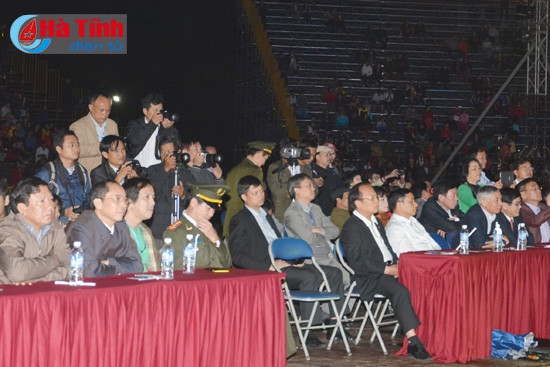 Tổng duyệt Lễ kỷ niệm 250 năm Ngày sinh Đại thi hào Nguyễn Du ảnh 1 Tổng duyệt Lễ kỷ niệm 250 năm Ngày sinh Đại thi hào Nguyễn Du ảnh 1