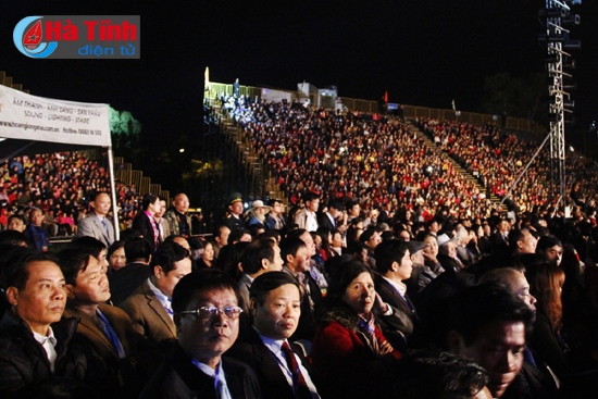 Long trọng kỷ niệm 250 năm Ngày sinh Đại thi hào Nguyễn Du ảnh 6 Long trọng kỷ niệm 250 năm Ngày sinh Đại thi hào Nguyễn Du ảnh 6