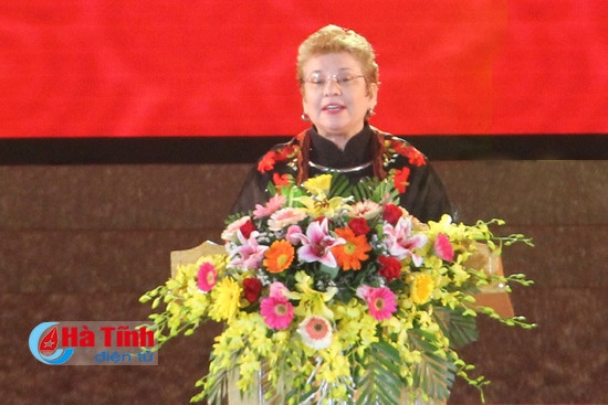 Long trọng kỷ niệm 250 năm Ngày sinh Đại thi hào Nguyễn Du ảnh 7 Long trọng kỷ niệm 250 năm Ngày sinh Đại thi hào Nguyễn Du ảnh 7