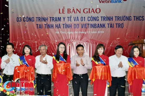 Vietinbank bàn giao các công trình phúc lợi trị giá gần 12 tỷ đồng ảnh 1