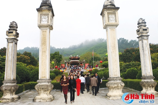 Độc đáo du lịch di tích danh nhân trên đất Lam Hồng ảnh 1