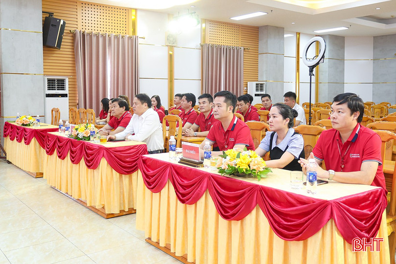 Đại biểu tham dự buổi lễ. bqbht_br_aimg-7975.jpg