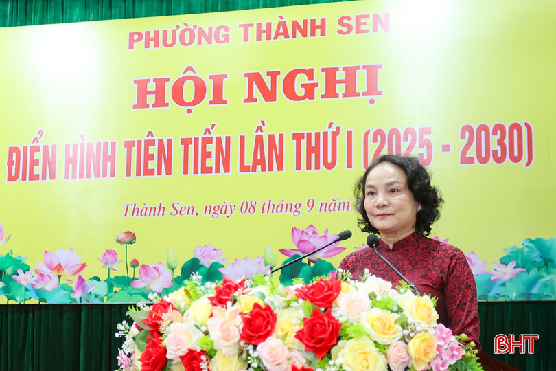 Bà Nguyễn Thị Bích Hảo - Giám đốc Công ty Tâm Sinh Lộc tham luận tại hội nghị. bqbht_br_aimg-1367.jpg