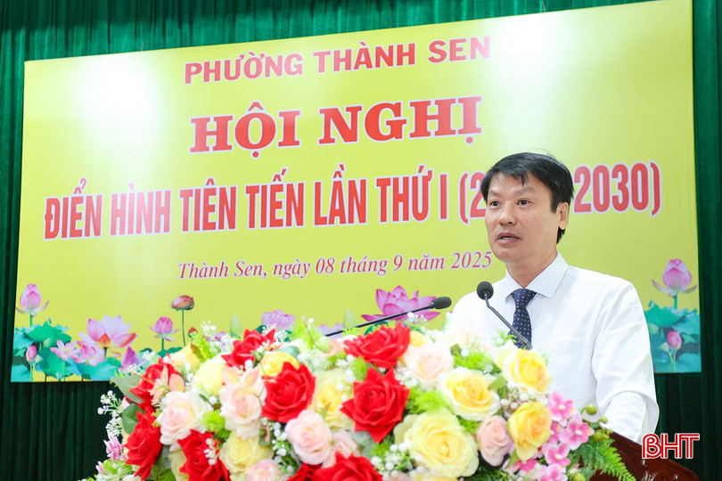 Bí thư Đảng ủy, Chủ tịch HĐND phường Trần Quang Tuấn phát biểu tại hội nghị. bqbht_br_aimg-1383.jpg