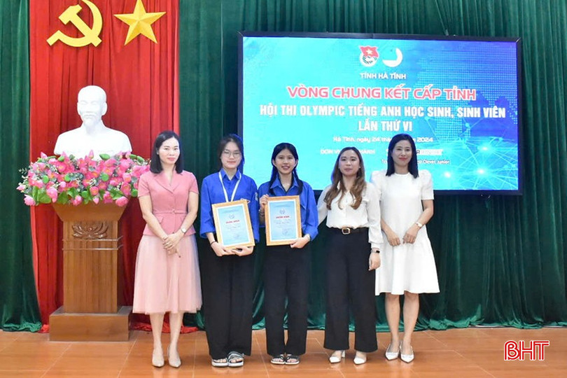 .... và 2 giải khuyến khích cho thí sinh . a7.jpg
