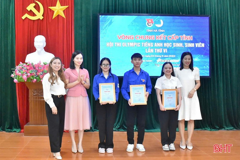 ... trao 3 giải ba... a6.jpg