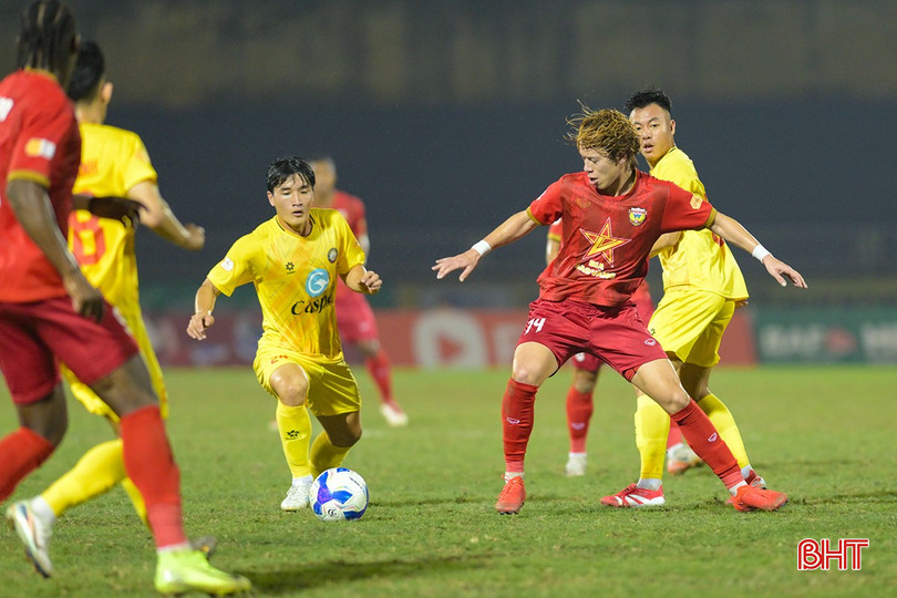 Hồng Lĩnh Hà Tĩnh tiếp đón Đông Á Thanh Hóa trong khuôn khổ vòng 15 V.League 2024/25. bqbht_br_az9a-5510.jpg